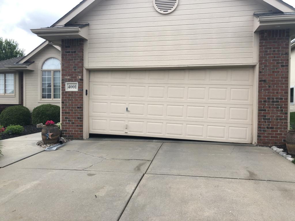 Garage Door Repair Joni Ln